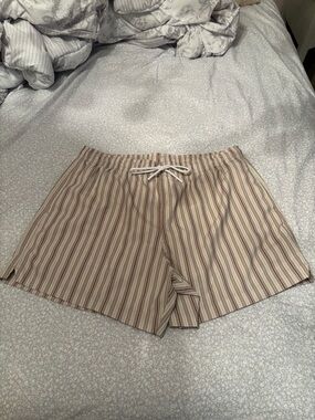 ABERCROMBIE & FITCH STRIPED SWIM TRUNKS